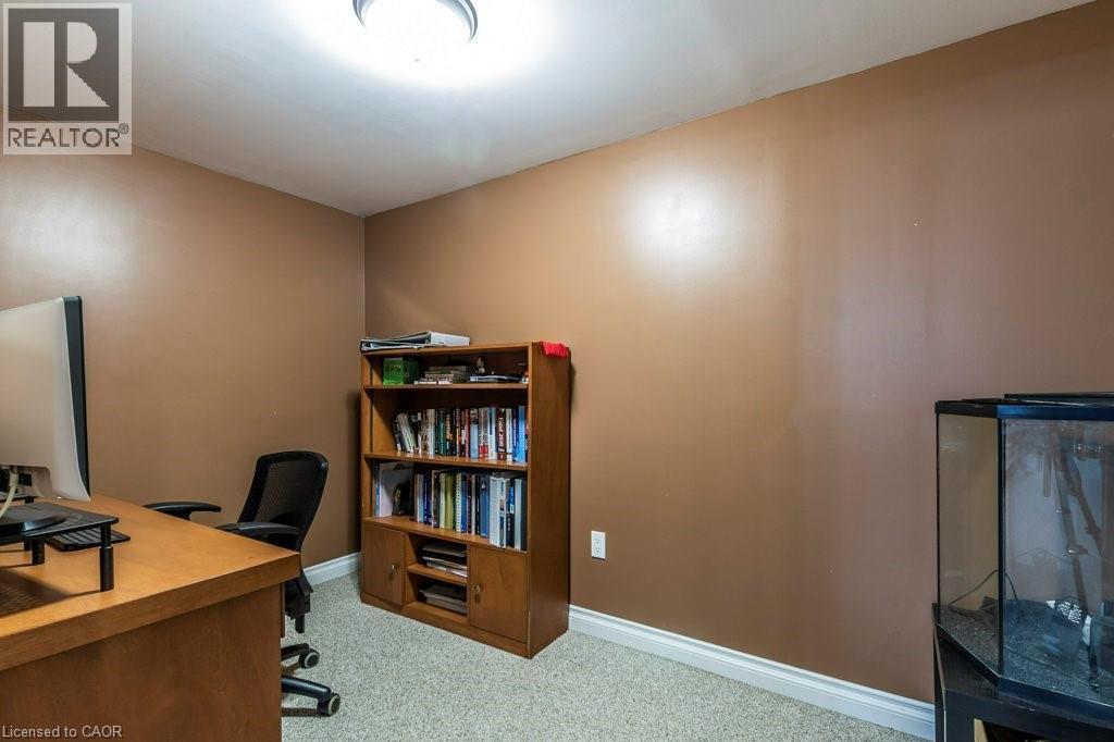 Office space with light colored carpet and baseboards - 22 Redwing Road, Hamilton, ON - Indoor Photo Showing Office