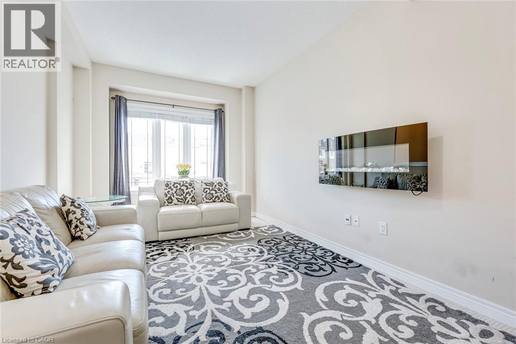 4184 Galileo Common, Burlington, ON - Indoor Photo Showing Living Room