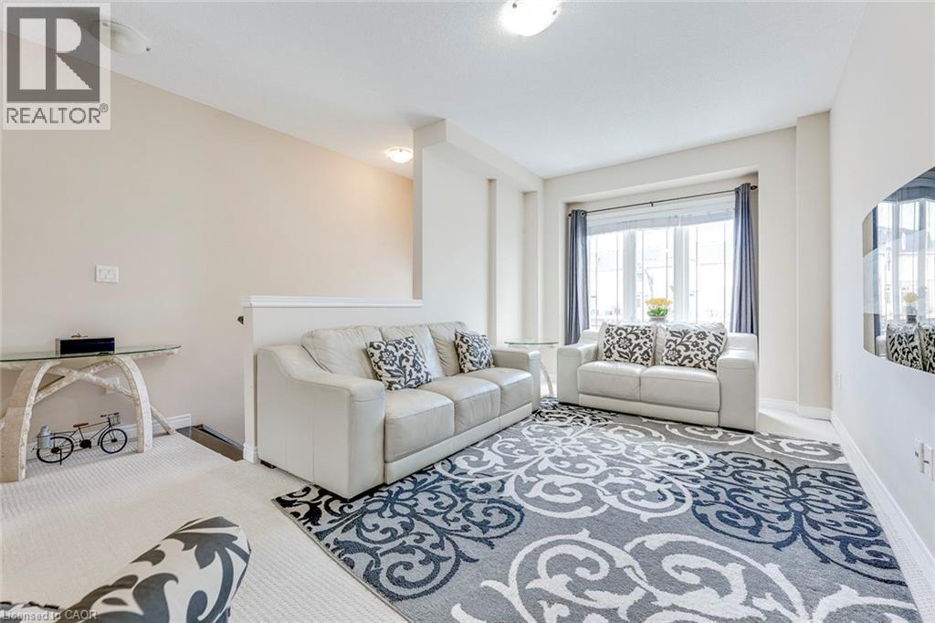 4184 Galileo Common, Burlington, ON - Indoor Photo Showing Living Room