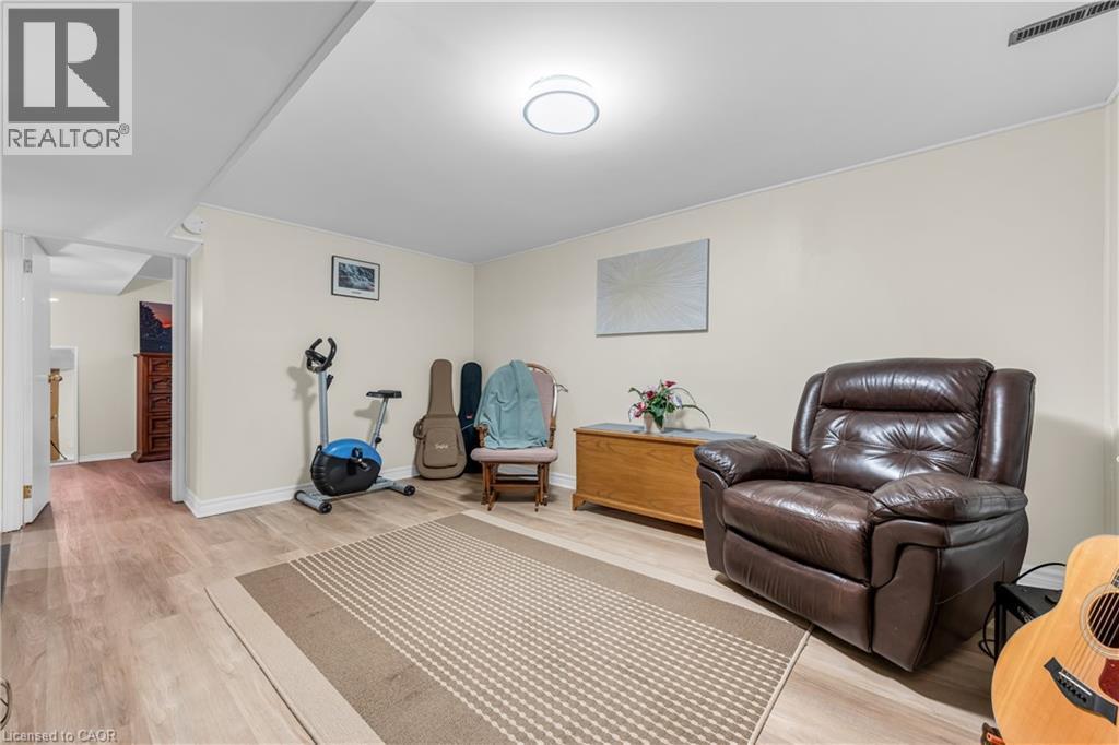 77 Lawfield Drive, Hamilton, ON - Indoor