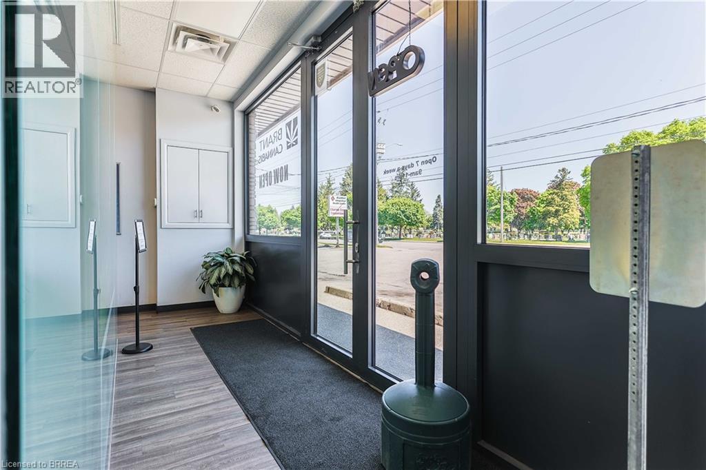 160-170 Charing Cross Street, Brantford, ON