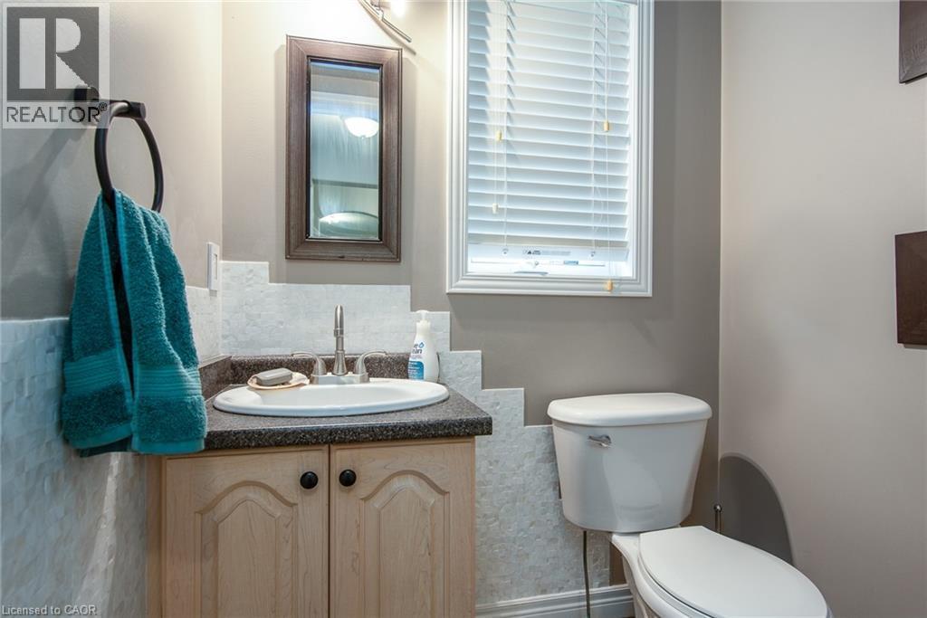 11 Apple Ridge Drive, Kitchener, ON - Indoor Photo Showing Bathroom