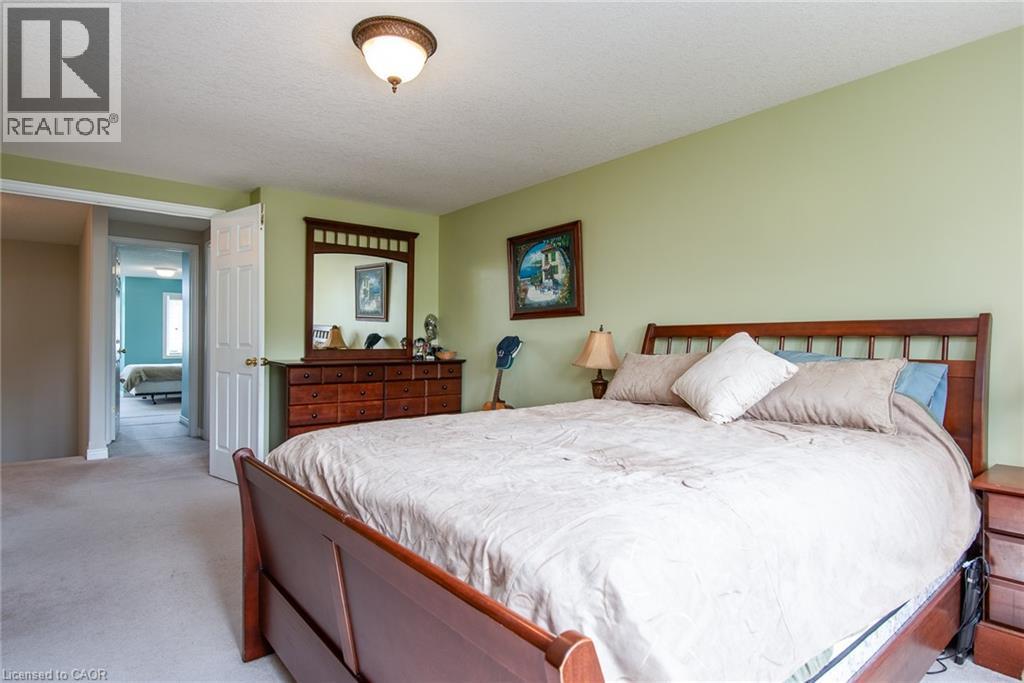11 Apple Ridge Drive, Kitchener, ON - Indoor Photo Showing Bedroom