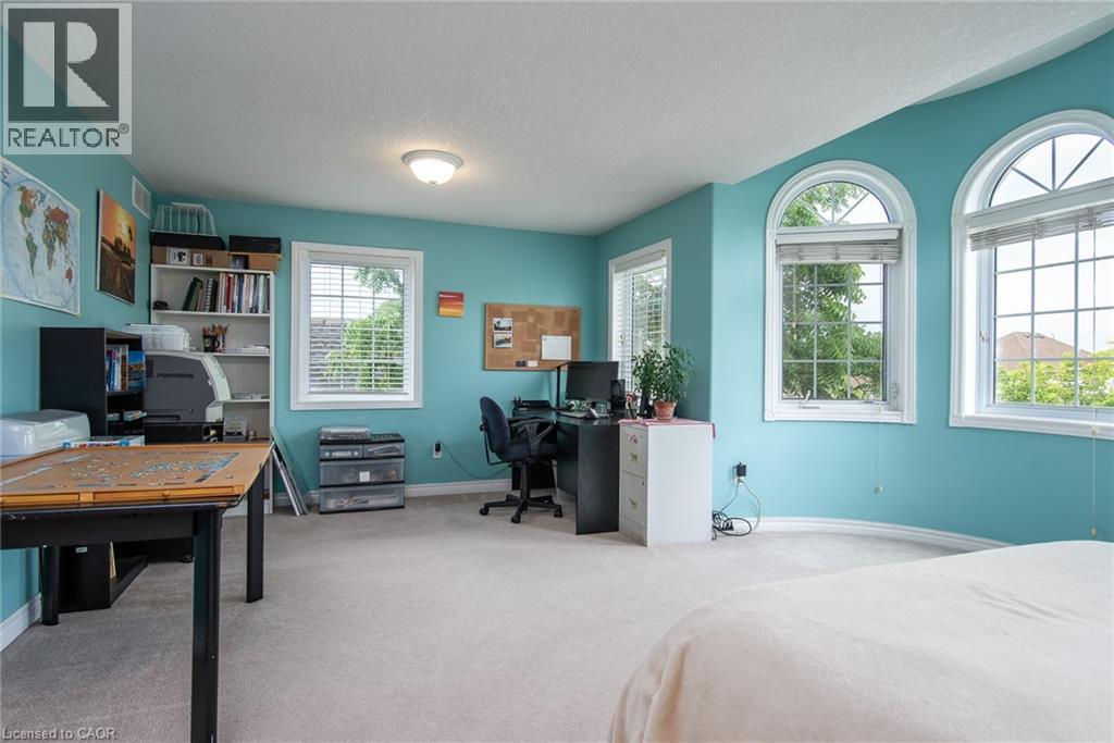 11 Apple Ridge Drive, Kitchener, ON - Indoor