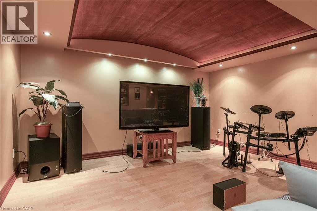 11 Apple Ridge Drive, Kitchener, ON - Indoor Photo Showing Other Room