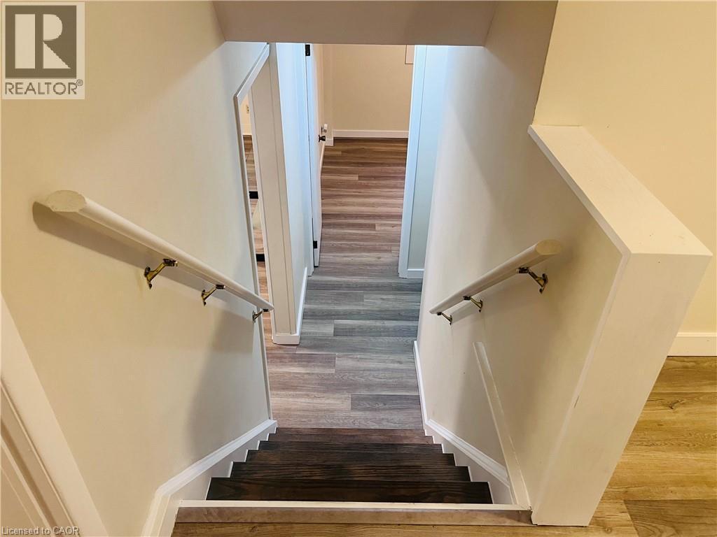 243 Appleby Line, Burlington, ON - Indoor Photo Showing Other Room