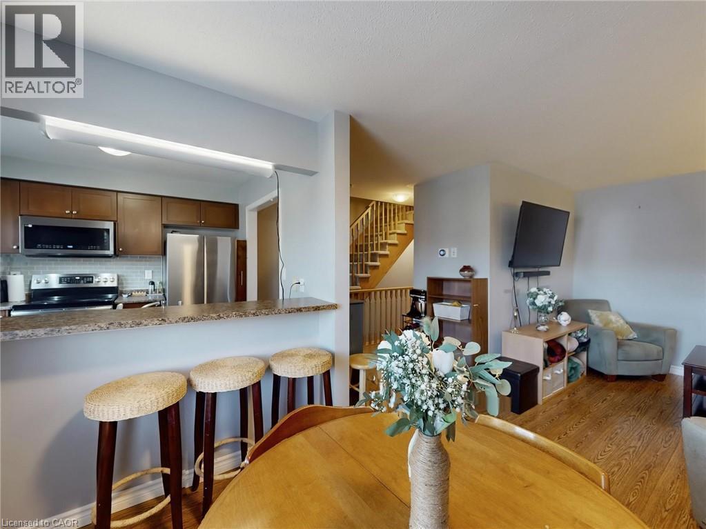 597 Speyer Circle, Milton, ON - Indoor Photo Showing Other Room