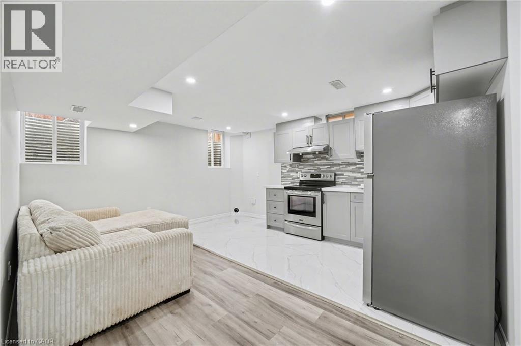 24 Derby Drive, Caledonia, ON - Indoor