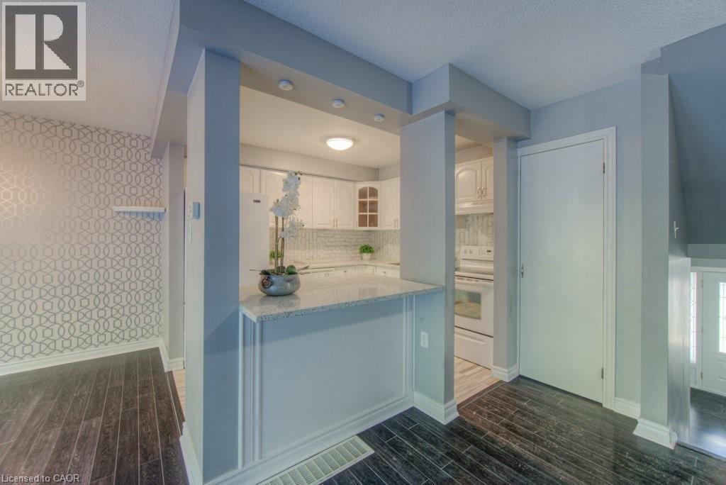 46 Guerin Avenue, Kitchener, ON - Indoor Photo Showing Other Room