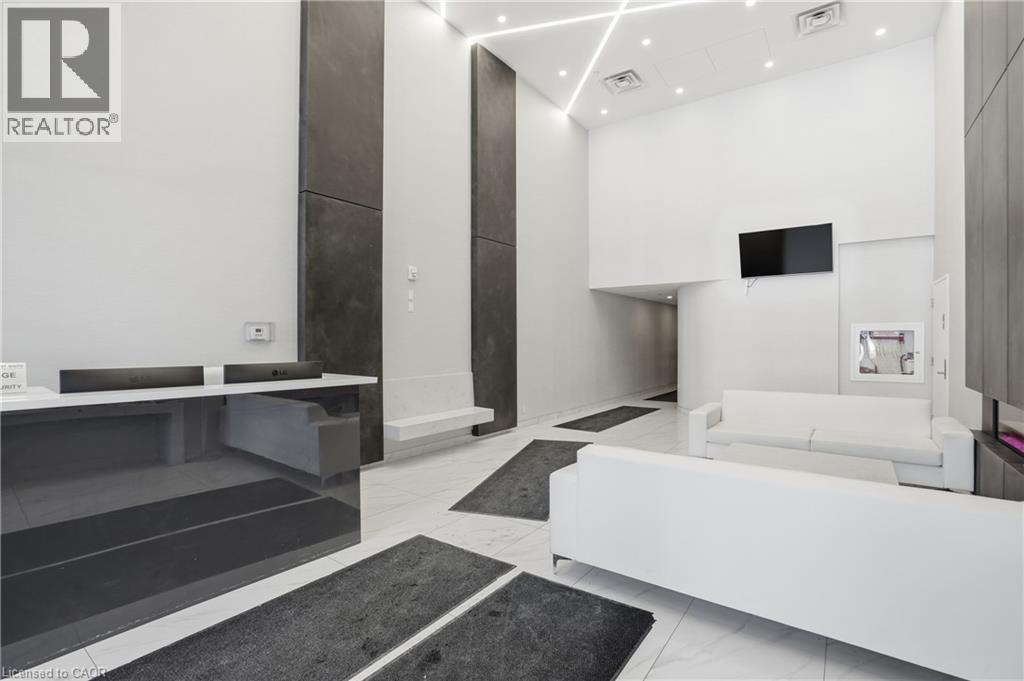 15 Queen Street S Unit# 909, Hamilton, ON - Indoor Photo Showing Other Room