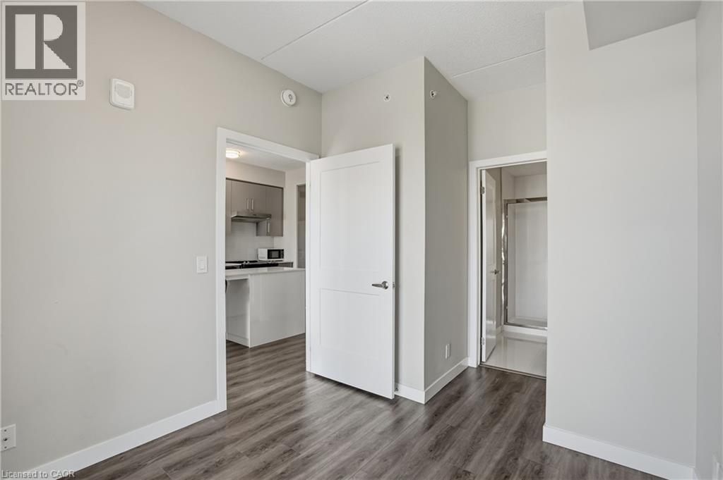 15 Queen Street S Unit# 909, Hamilton, ON - Indoor Photo Showing Other Room