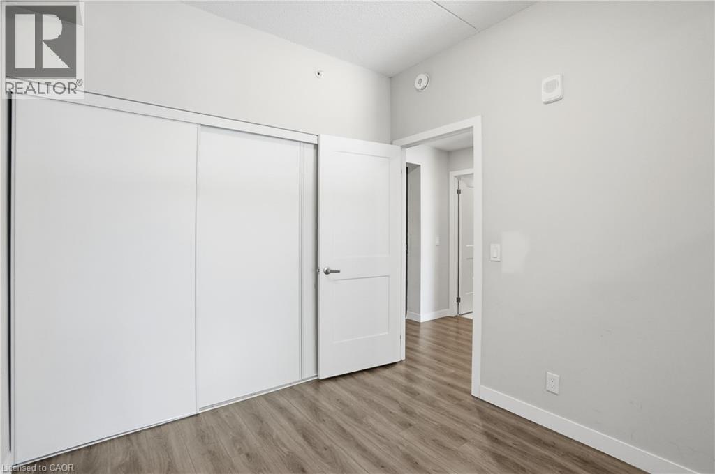 15 Queen Street S Unit# 909, Hamilton, ON - Indoor Photo Showing Other Room