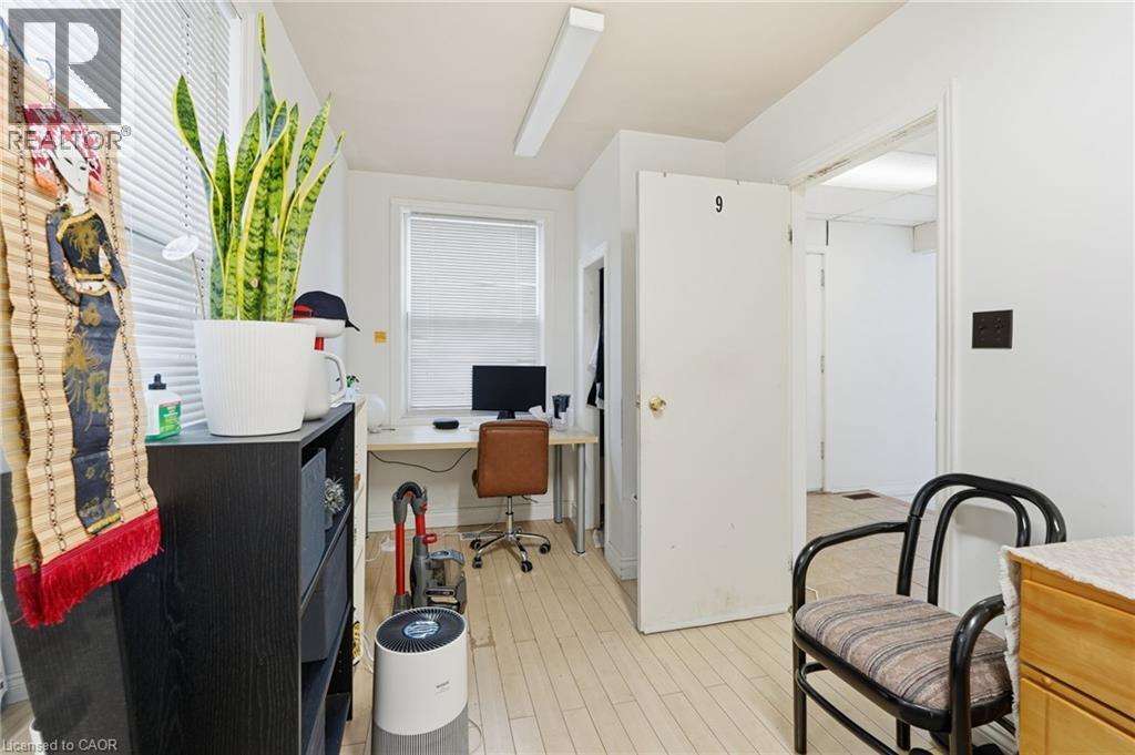 2 Gary Avenue, Hamilton, ON - Indoor