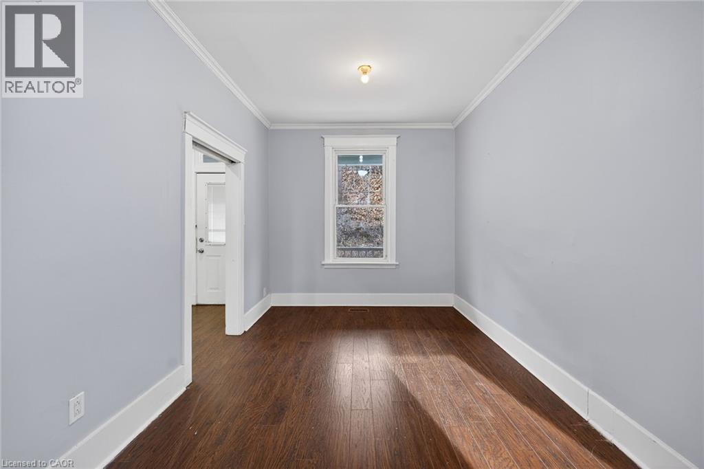 495 Charlton Avenue E, Hamilton, ON - Indoor Photo Showing Other Room