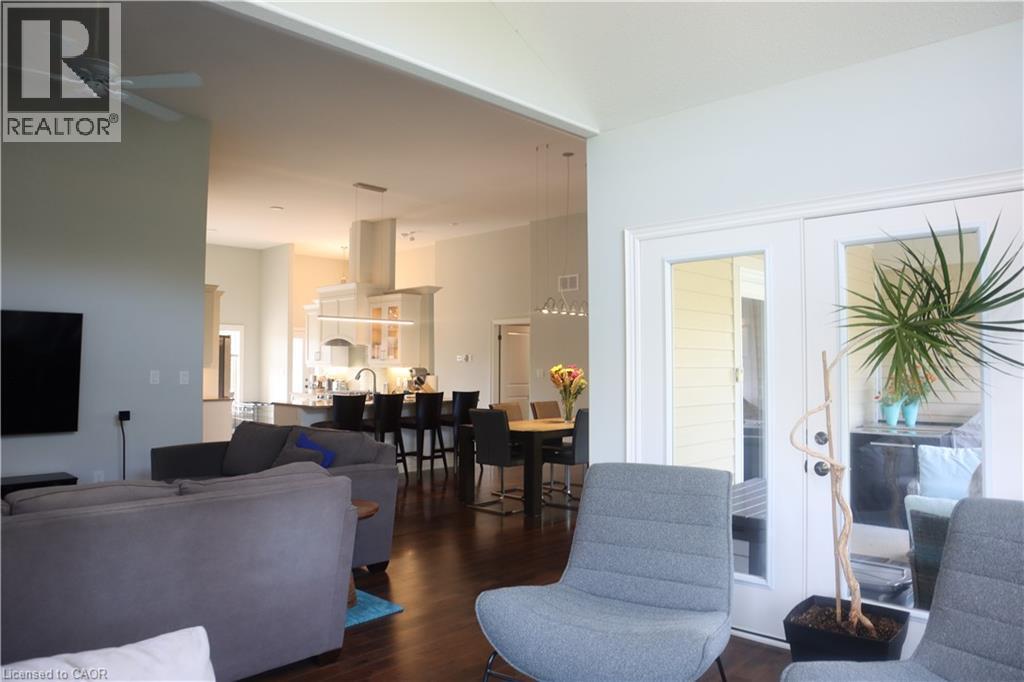 3507 Trillium Crescent, Fort Erie, ON - Indoor Photo Showing Living Room