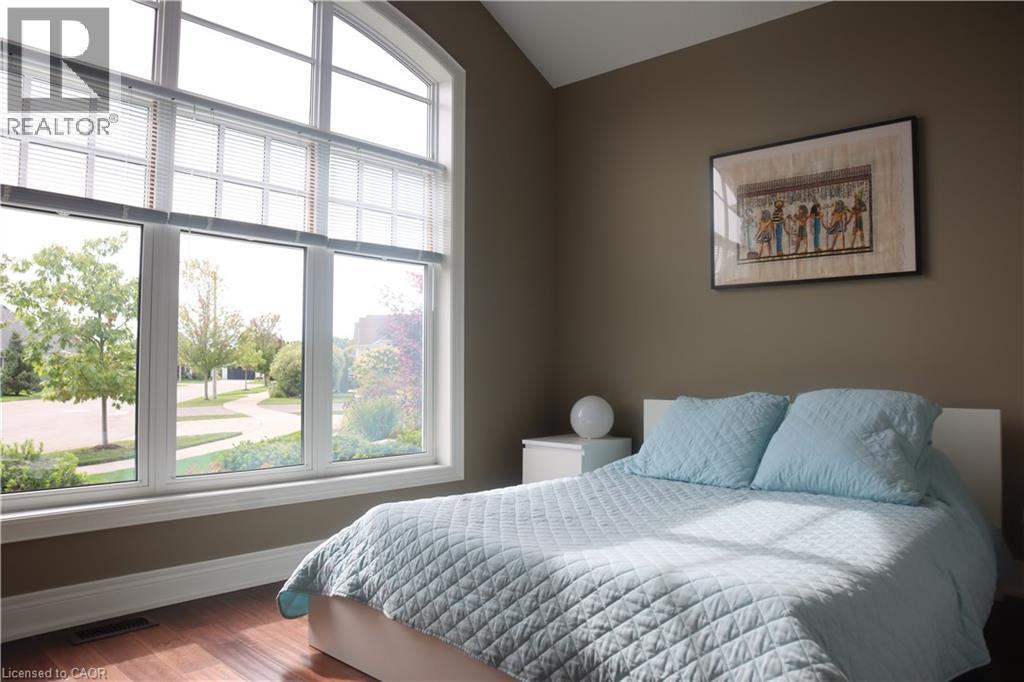 3507 Trillium Crescent, Fort Erie, ON - Indoor Photo Showing Bedroom