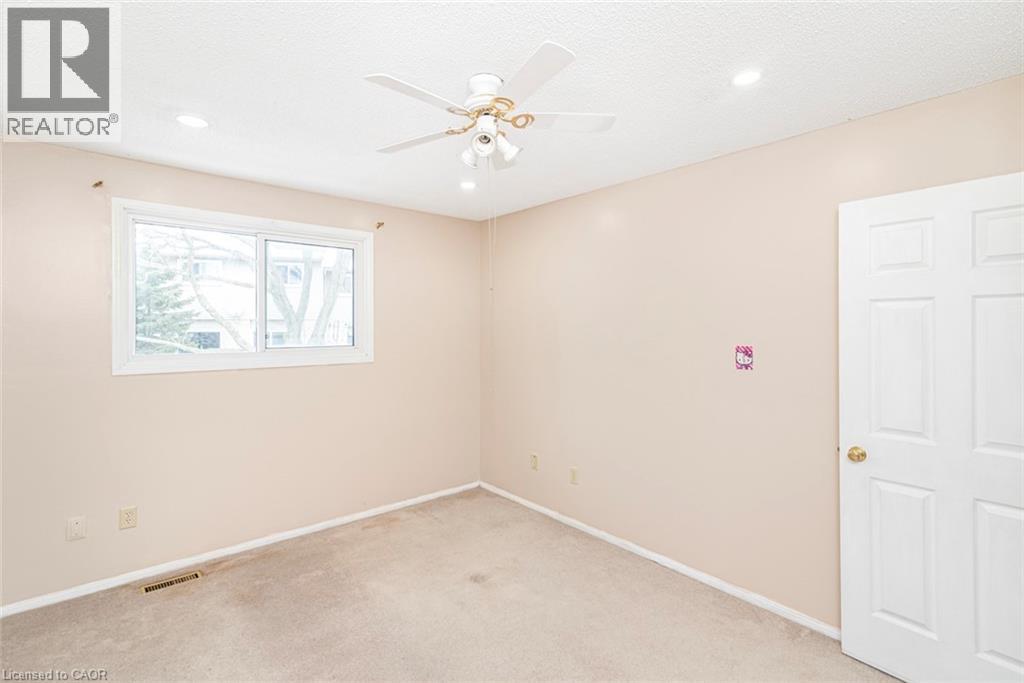 14 Derby Street Unit# 35, Hamilton, ON - Indoor Photo Showing Other Room