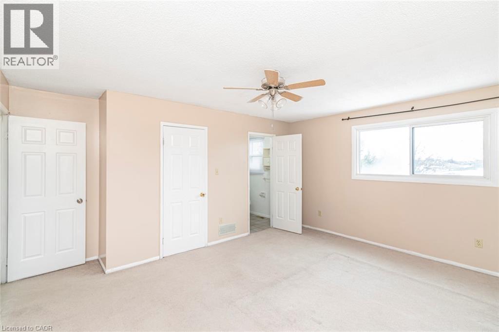 14 Derby Street Unit# 35, Hamilton, ON - Indoor Photo Showing Other Room