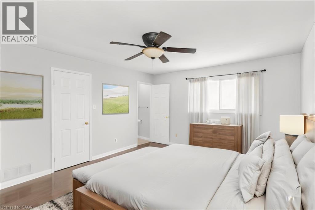 14 Derby Street Unit# 35, Hamilton, ON - Indoor Photo Showing Bedroom