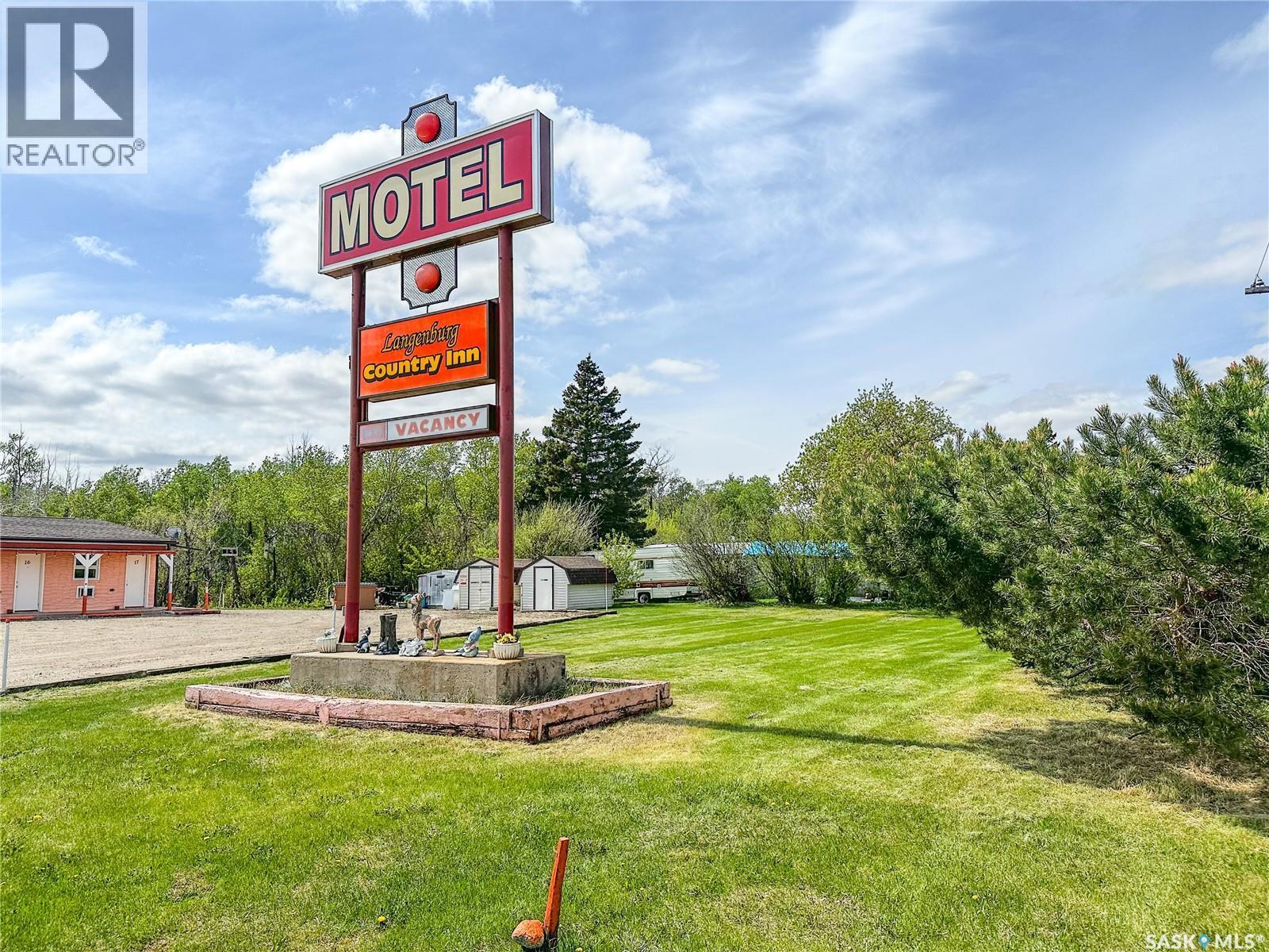 1041 Kaiser William Avenue, Langenburg, SK