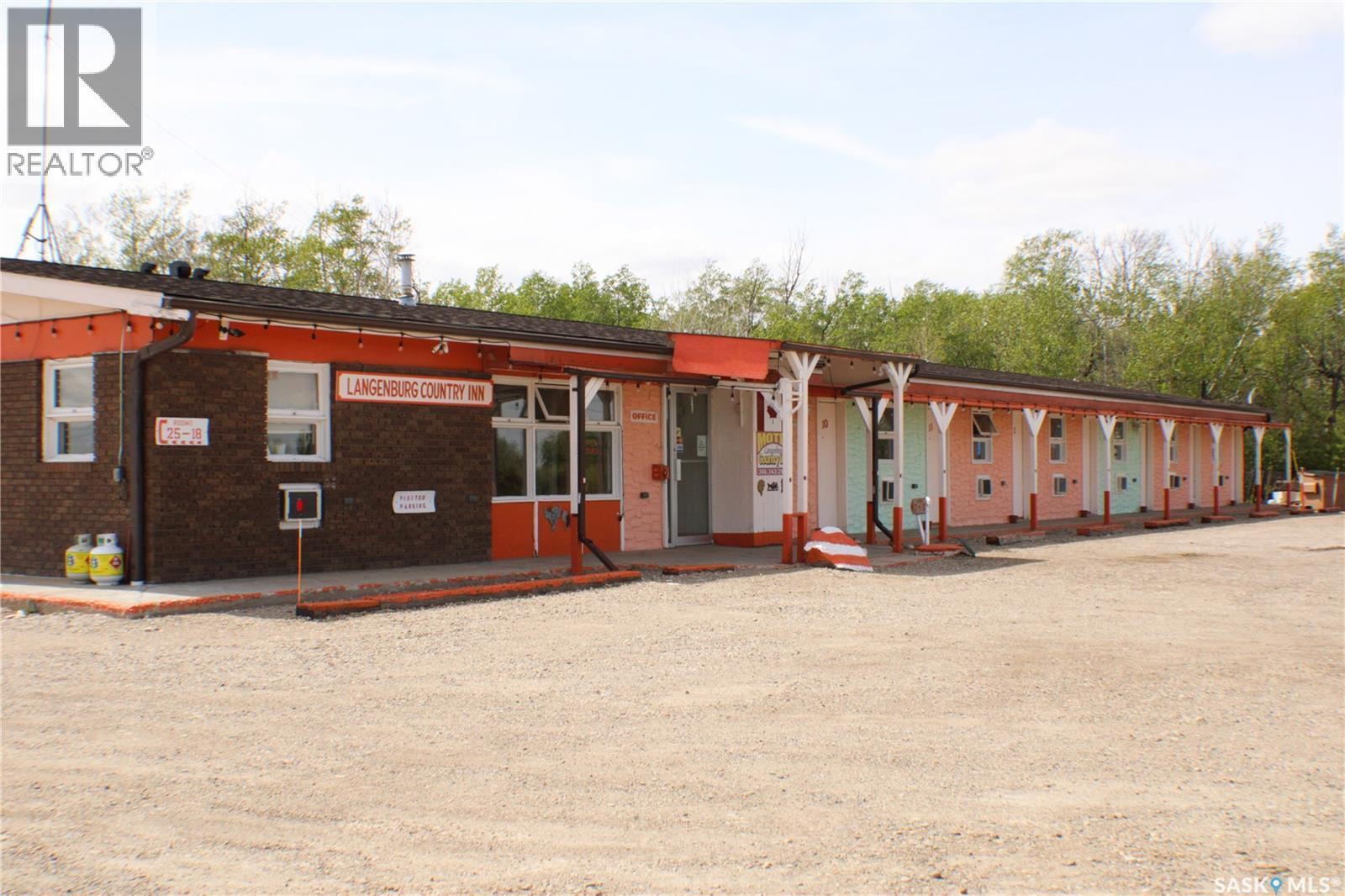 1041 Kaiser William Avenue, Langenburg, SK