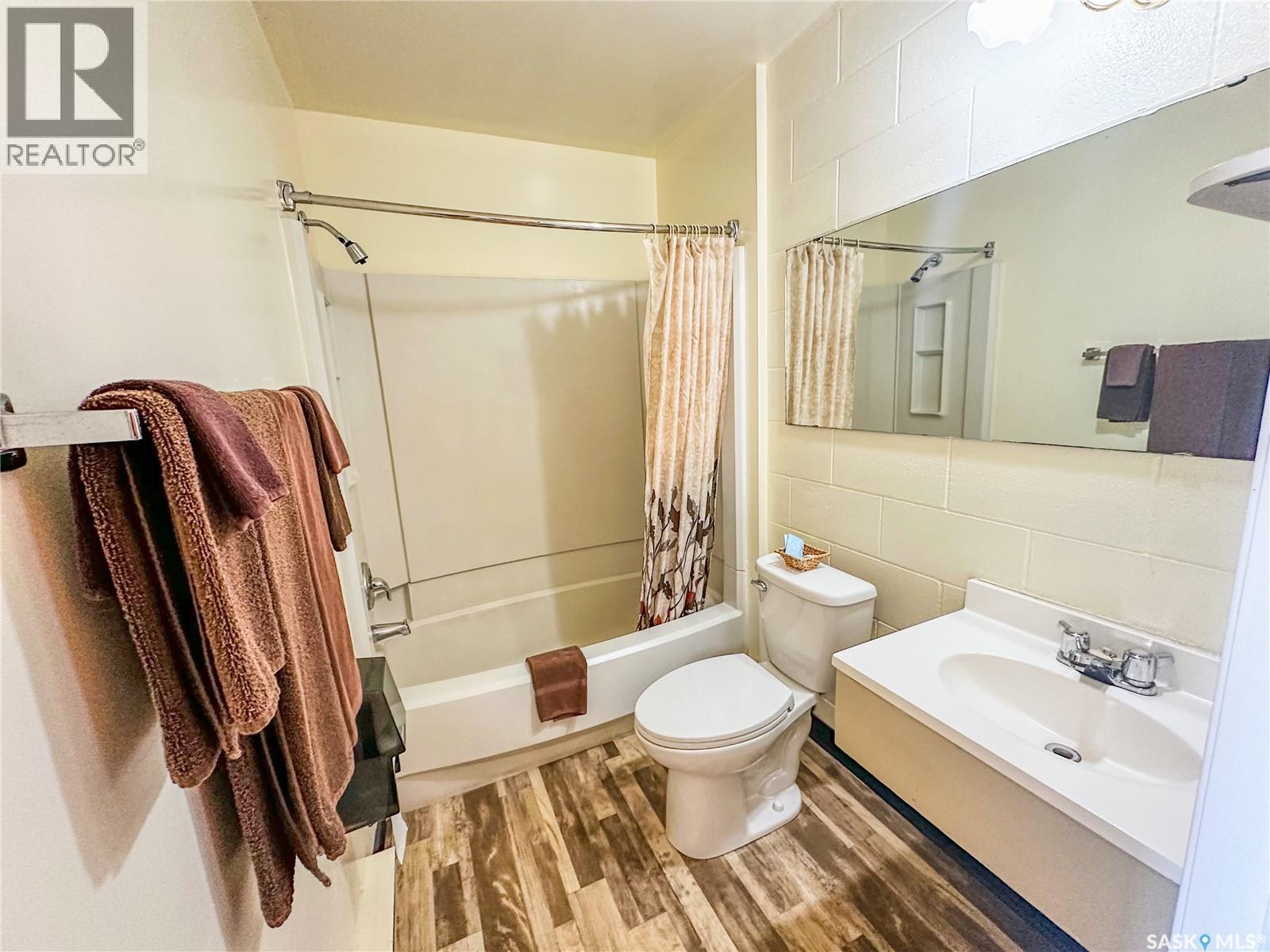 1041 Kaiser William Avenue, Langenburg, SK