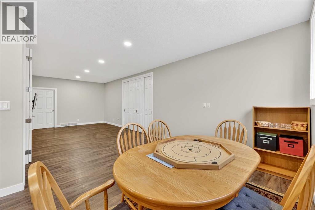 Massive recreation space with built-in storage - 509 Riverview Place Se, Calgary, AB - Indoor