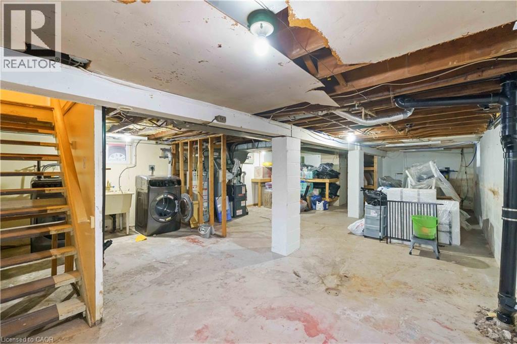 136 Ivon Avenue, Hamilton, ON - Indoor Photo Showing Basement