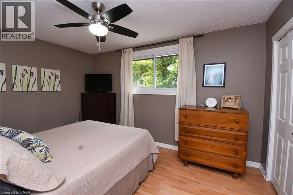 119 Gemini Drive, Hamilton, ON - Indoor Photo Showing Bedroom