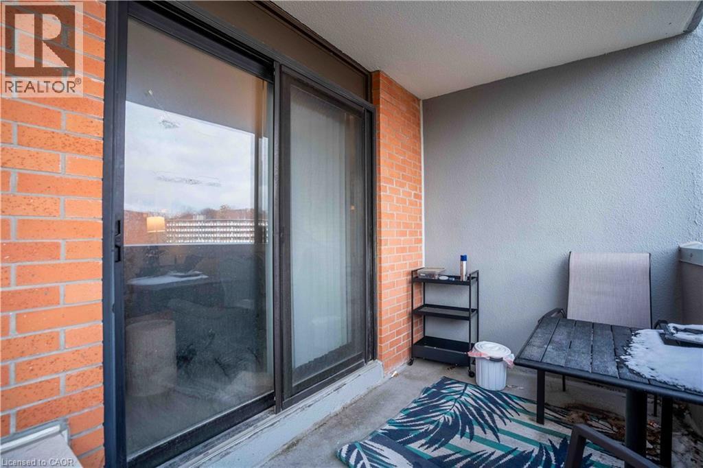 23 Main Street Unit# 502, Dundas, ON - With Balcony With Exterior