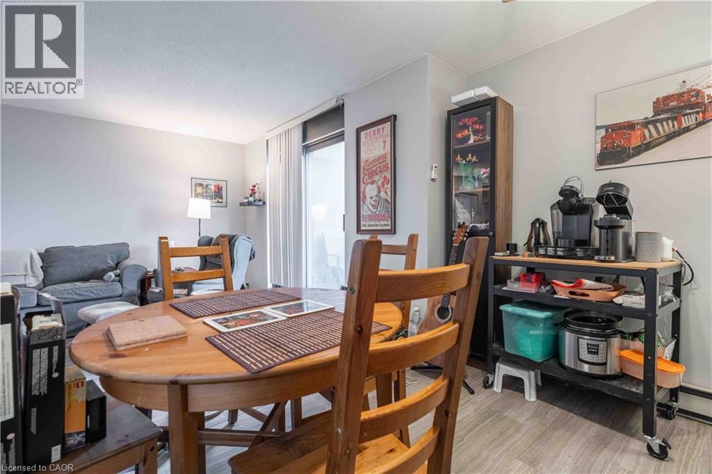 23 Main Street Unit# 502, Dundas, ON - Indoor Photo Showing Dining Room