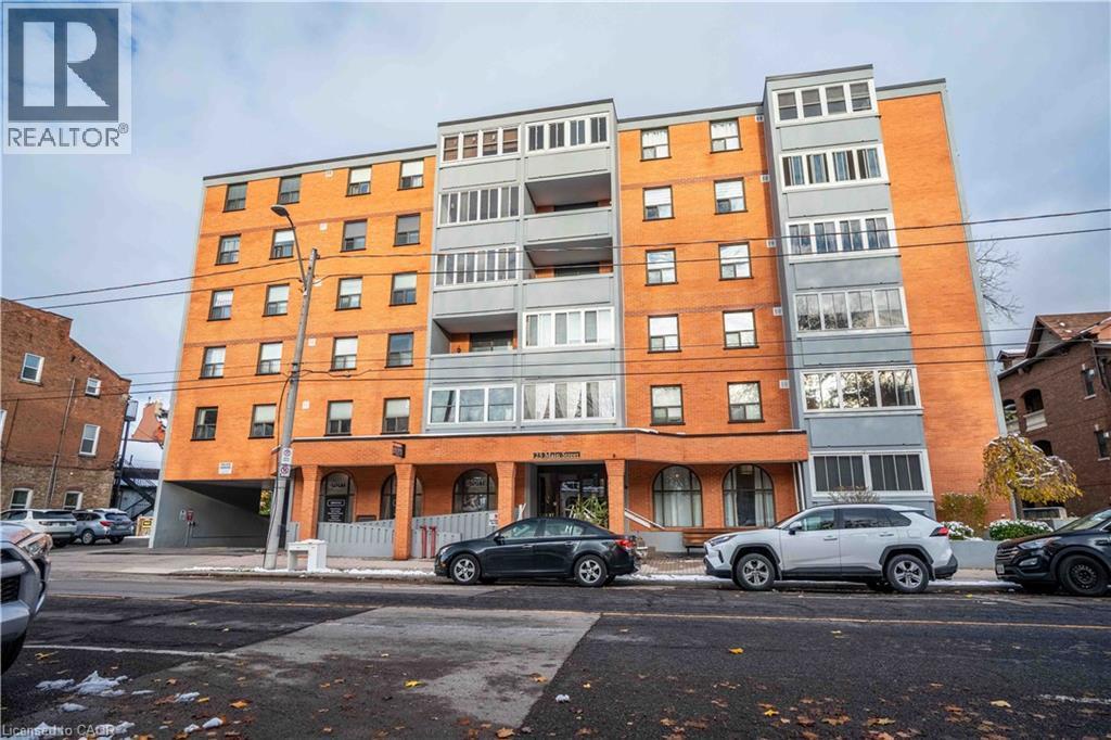 23 Main Street Unit# 502, Dundas, ON - Outdoor With Facade