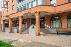 23 MAIN Street Unit# 502  Dundas, ON L9H 2P7