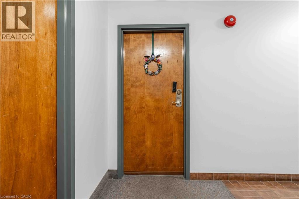 23 Main Street Unit# 502, Dundas, ON - Indoor Photo Showing Other Room