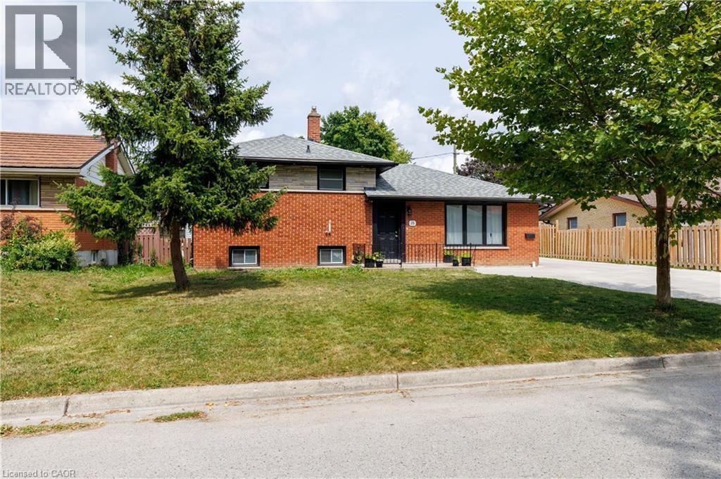 18 Silverdale Crescent, London, ON - Outdoor