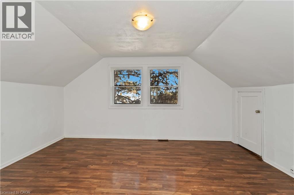 1788 Barton Street E, Hamilton, ON - Indoor Photo Showing Other Room