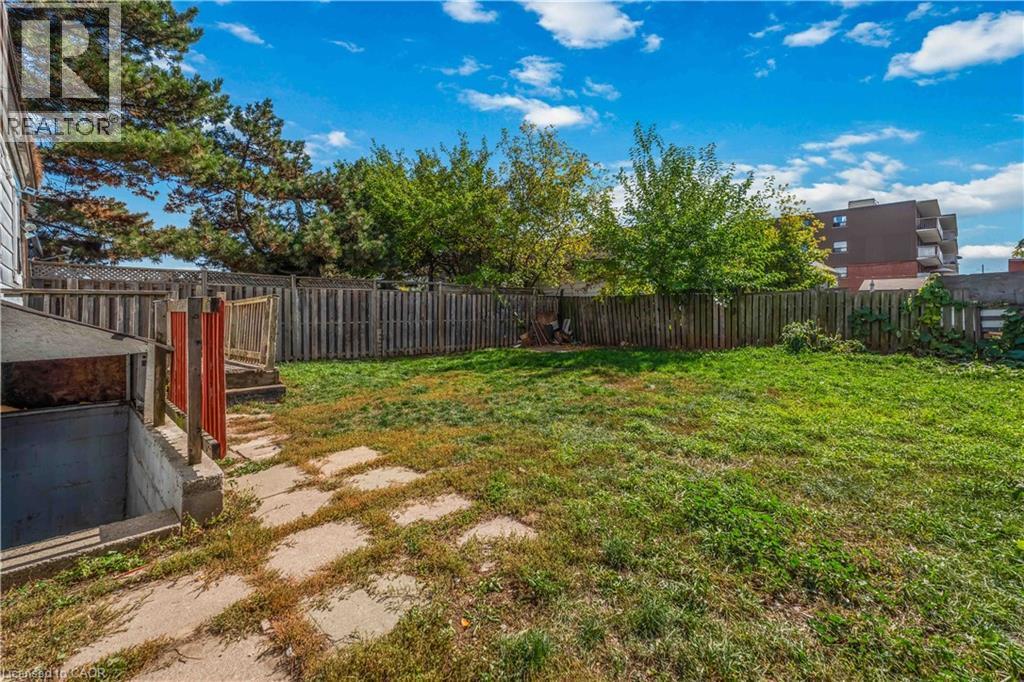 1788 Barton Street E, Hamilton, ON - Outdoor