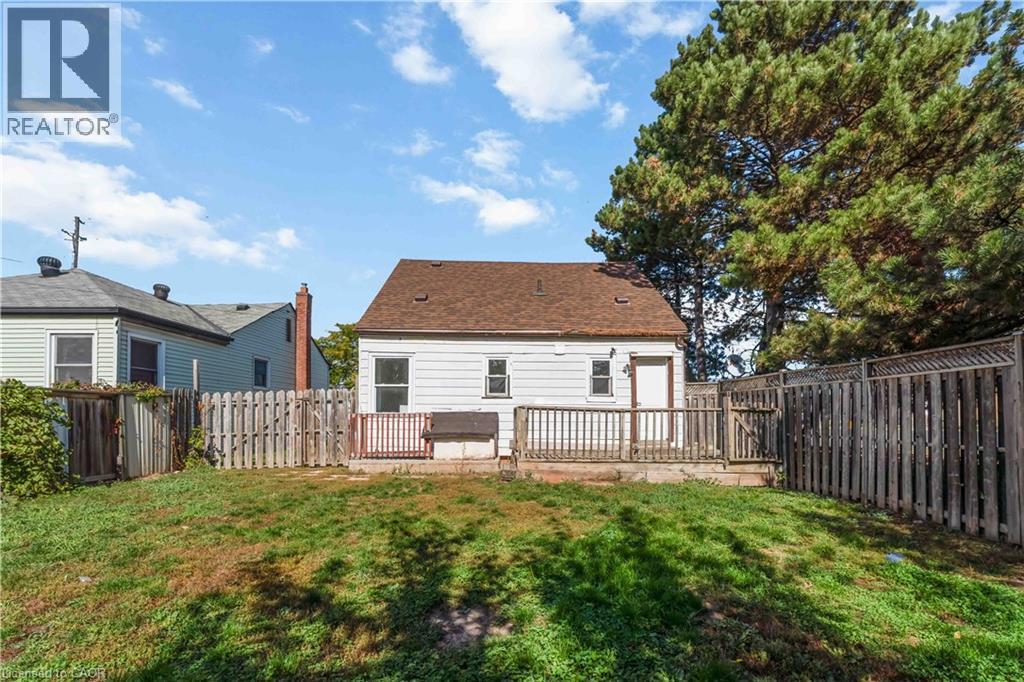 1788 Barton Street E, Hamilton, ON - Outdoor With Deck Patio Veranda