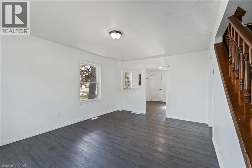 1788 Barton Street E, Hamilton, ON - Indoor Photo Showing Other Room