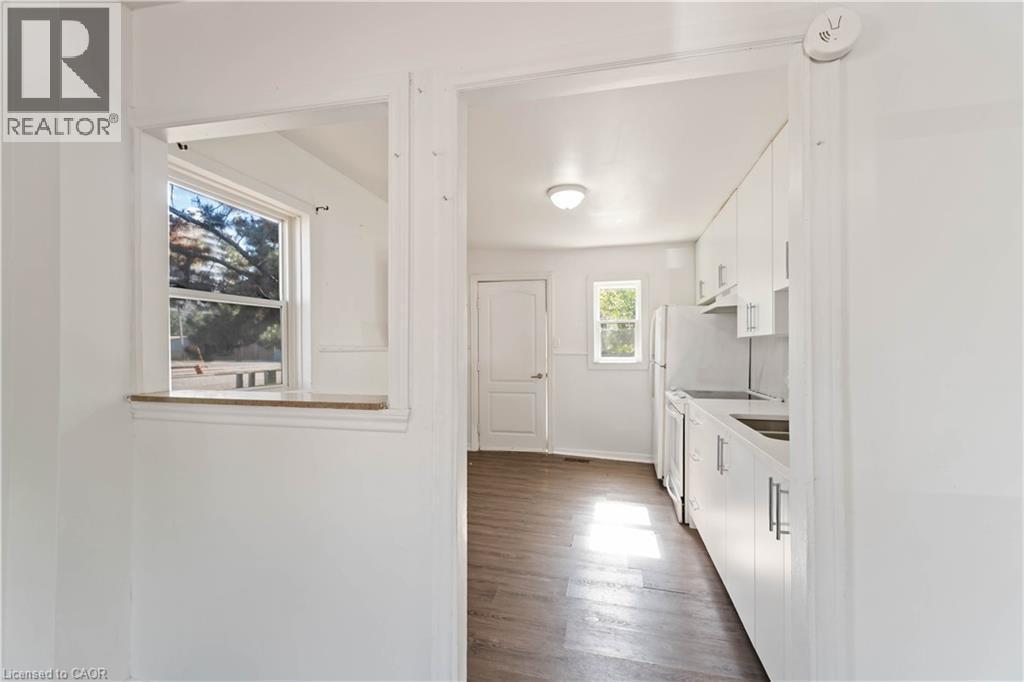 1788 Barton Street E, Hamilton, ON - Indoor