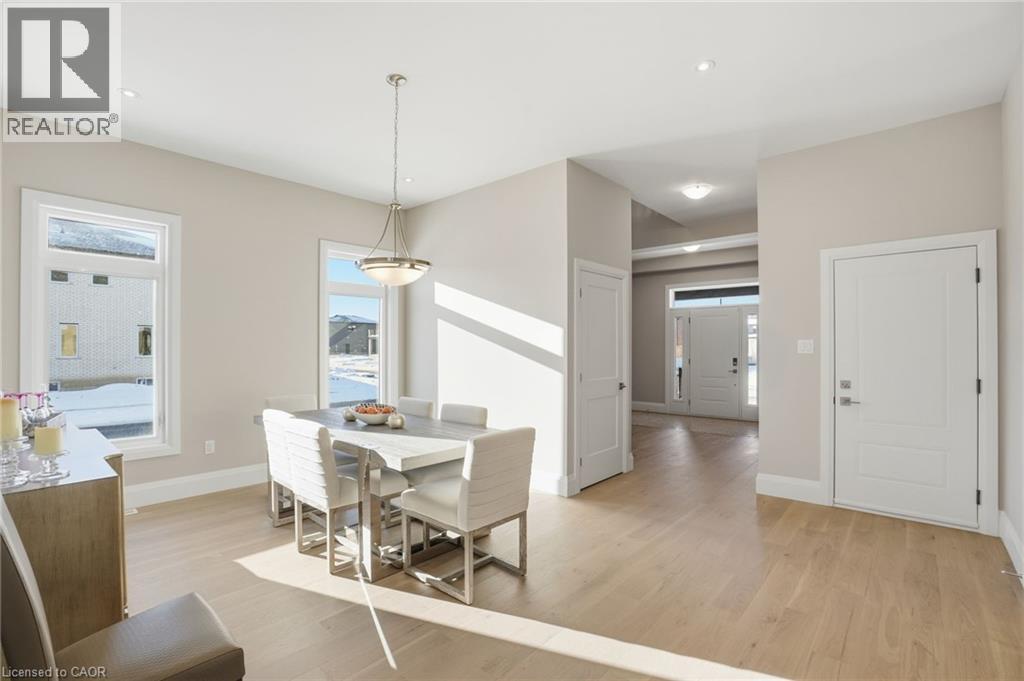 Lot 7 Klein Circle, Ancaster, ON - Indoor Photo Showing Dining Room