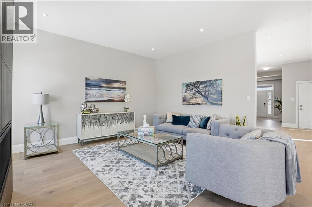 Lot 7 Klein Circle, Ancaster, ON - Indoor Photo Showing Living Room