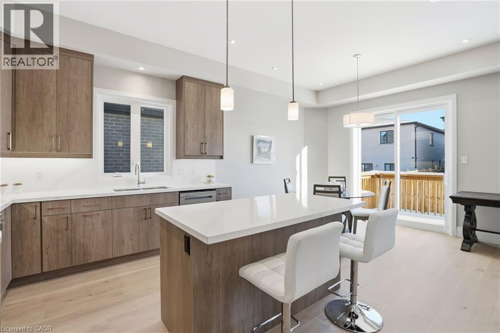Lot 7 Klein Circle, Ancaster, ON - Indoor Photo Showing Kitchen With Upgraded Kitchen