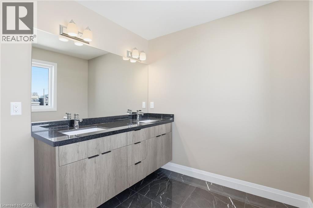 Lot 7 Klein Circle, Ancaster, ON - Indoor Photo Showing Bathroom