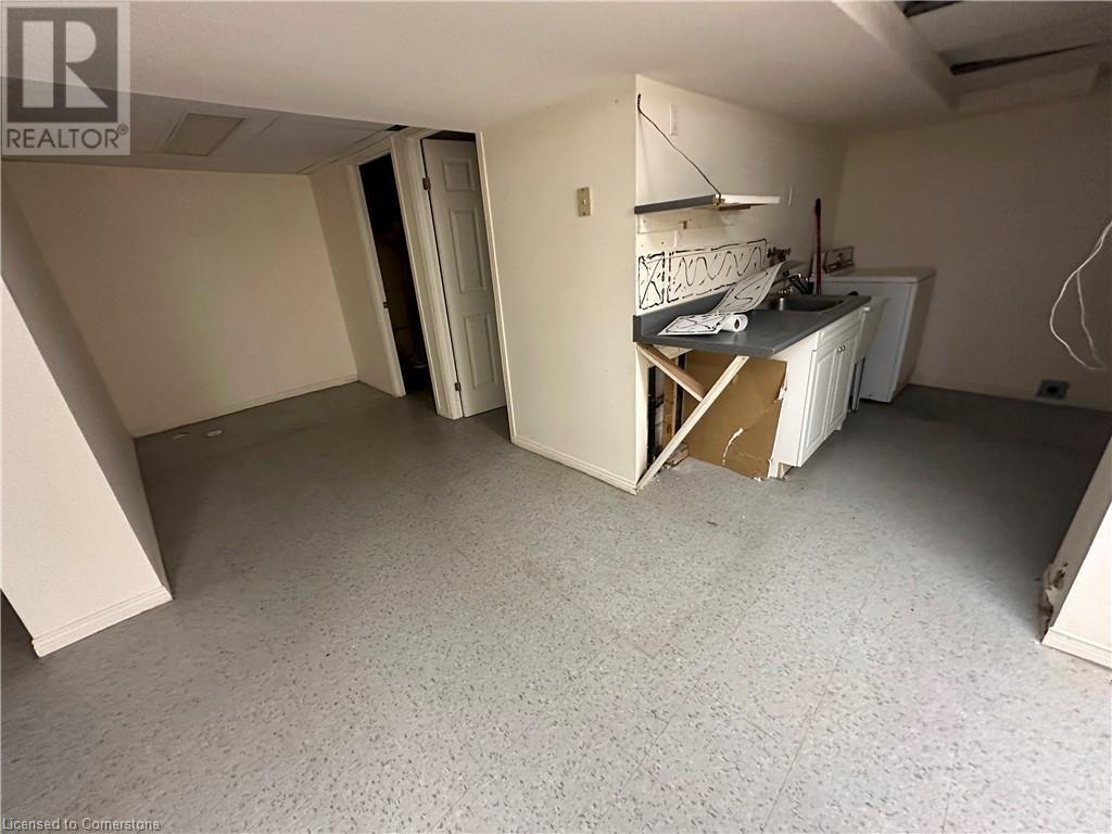 13 Augusta Street, Hamilton, ON