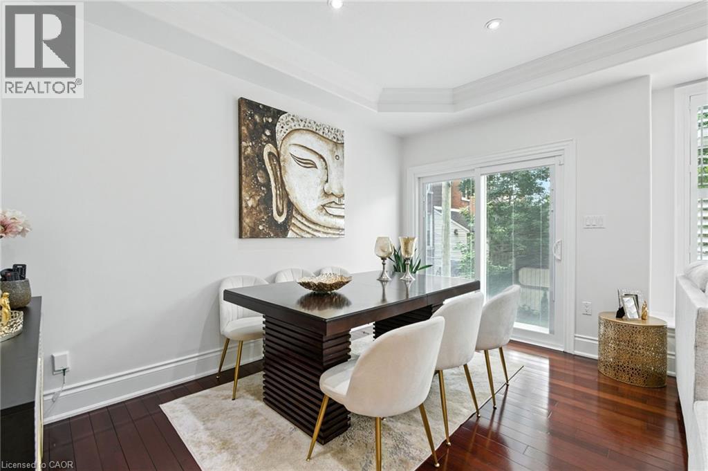 199 Hunter Street W, Hamilton, ON - Indoor Photo Showing Dining Room