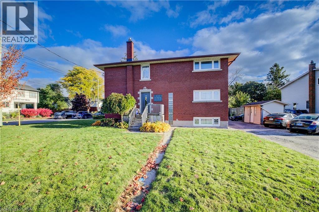 263 Highland Road W, Kitchener, ON - Outdoor
