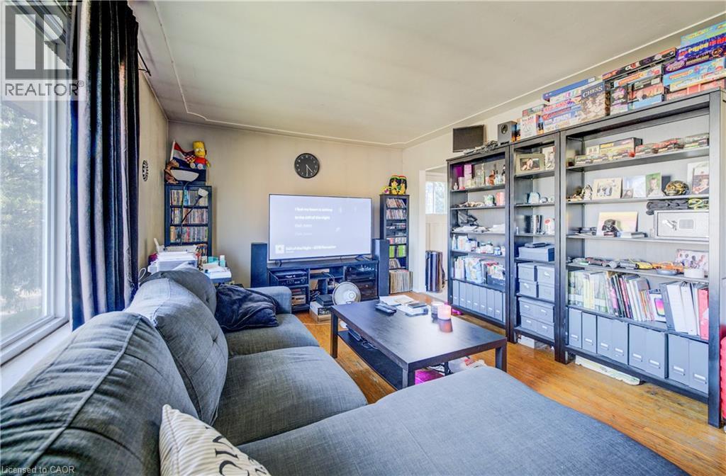 Unit 3 Living Room - 263 Highland Road W, Kitchener, ON - Indoor