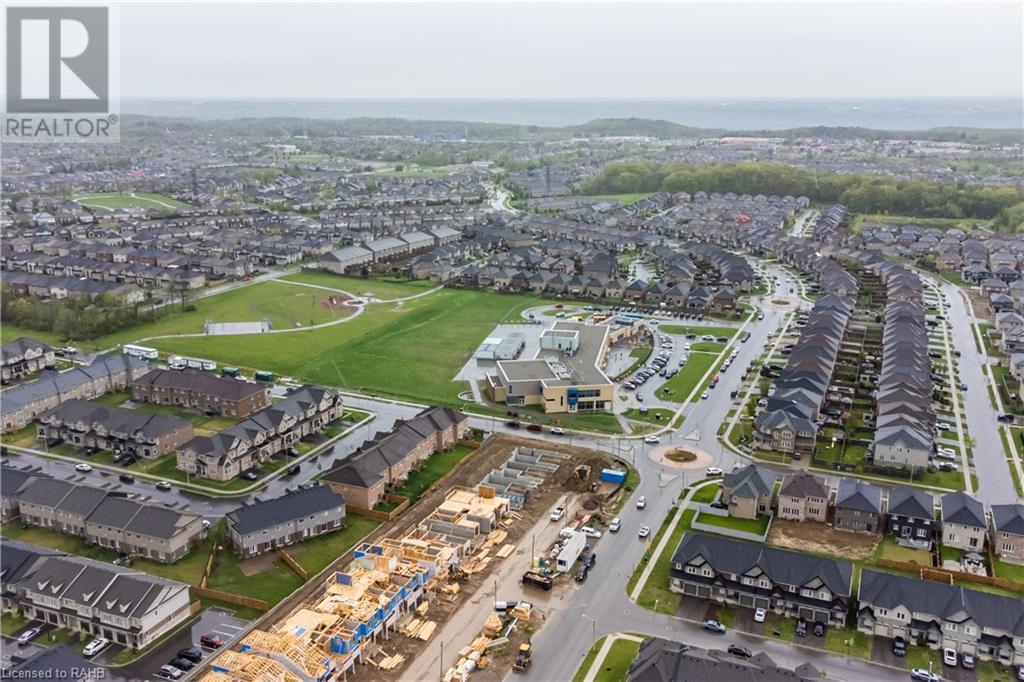 1048 Garner Road E, Ancaster, ON