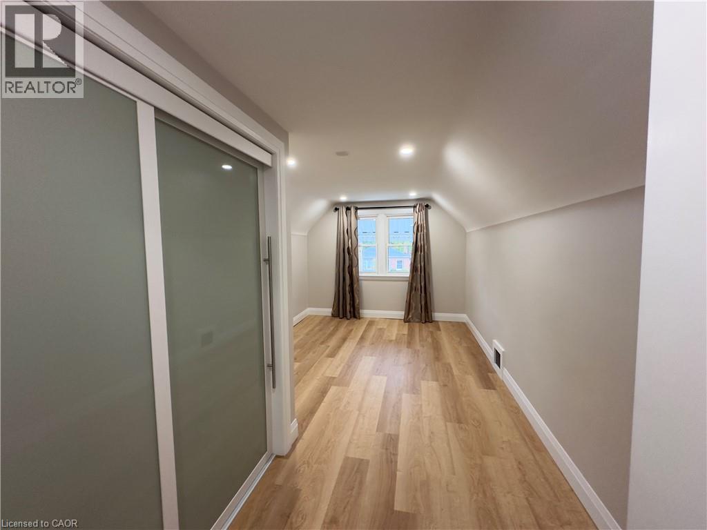 232 Rodgers Road, Hamilton, ON - Indoor Photo Showing Other Room